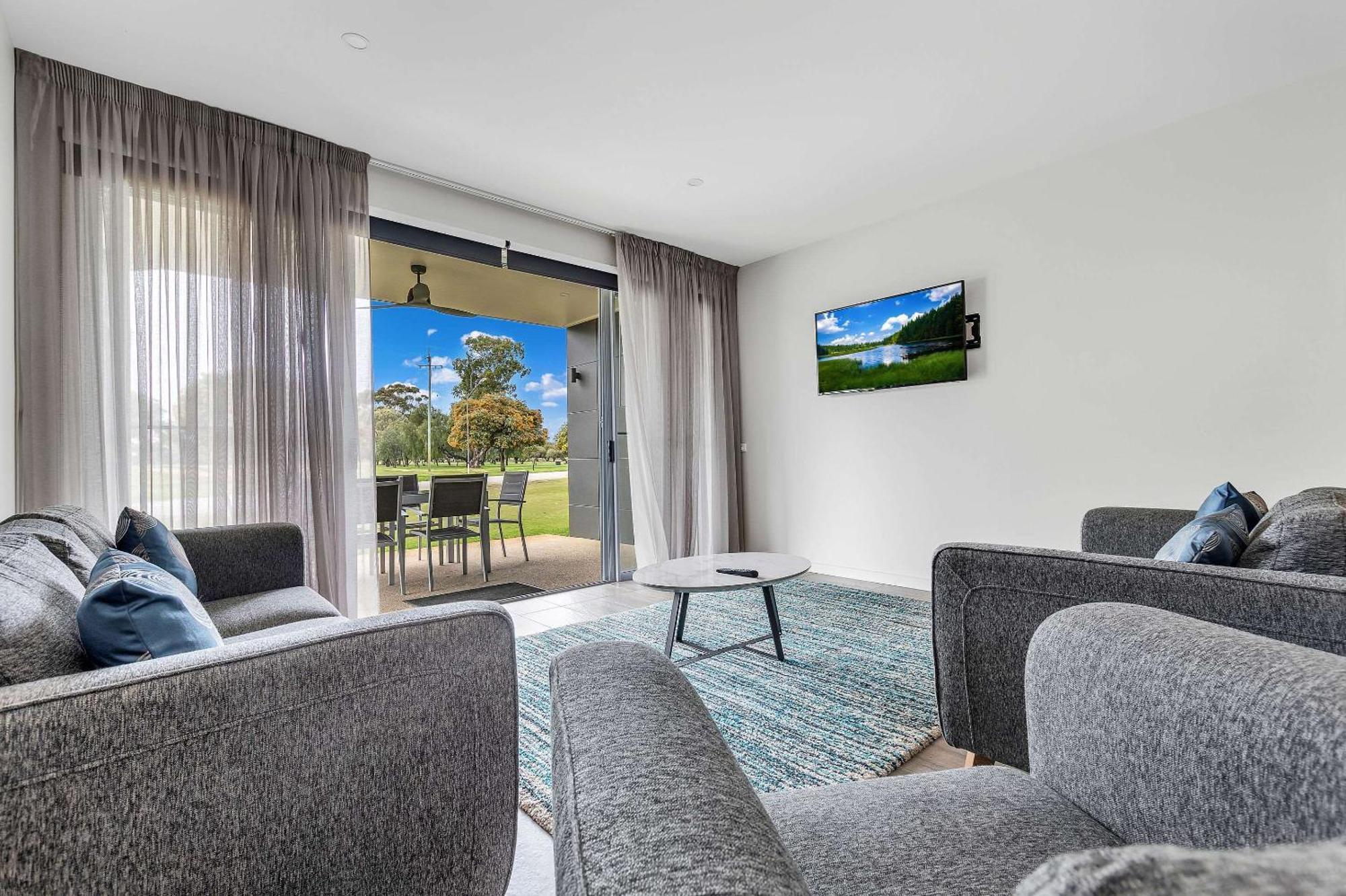 Comfort Suites Clubarham Golf Resort ภายนอก รูปภาพ