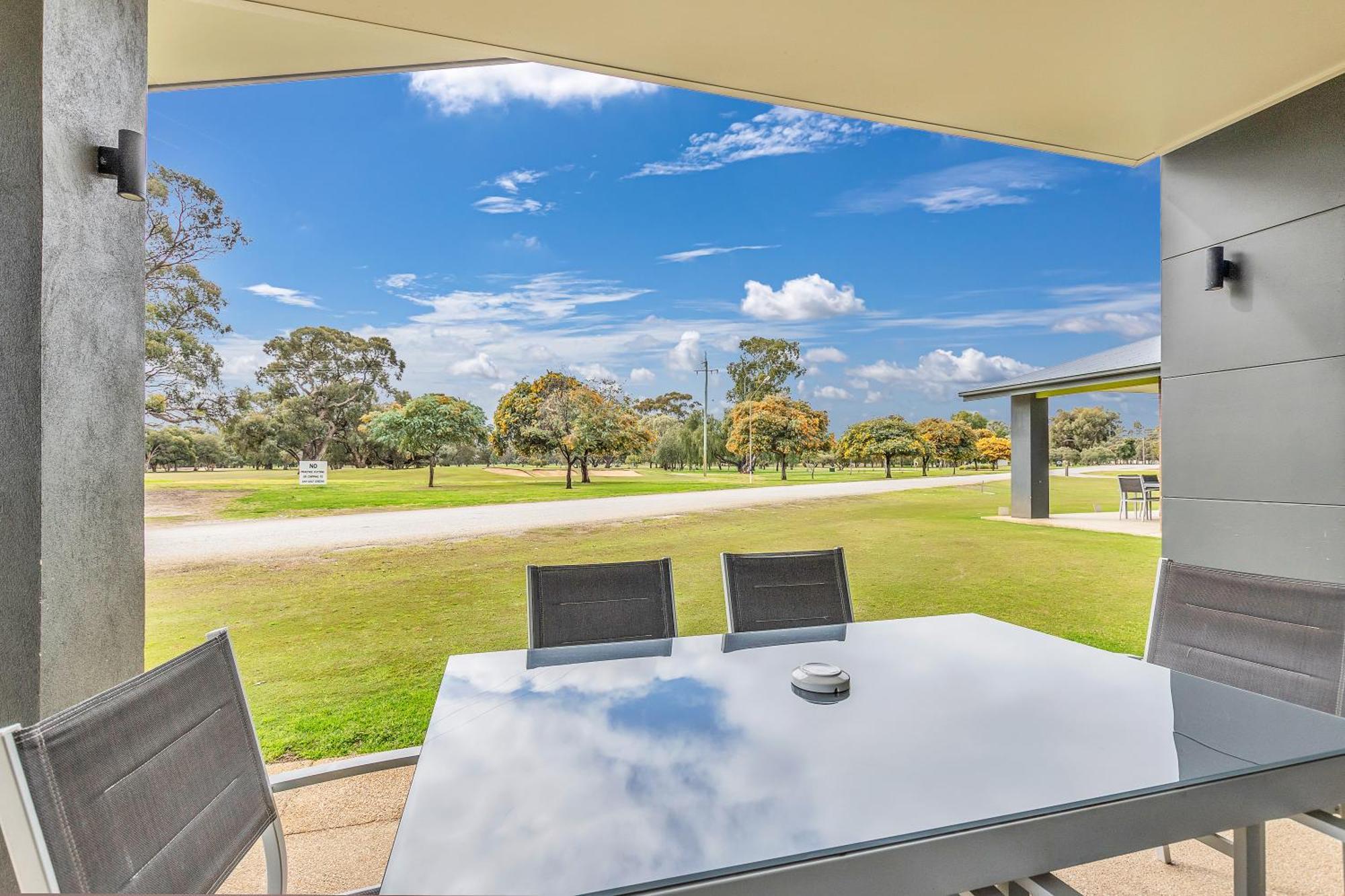 Comfort Suites Clubarham Golf Resort ภายนอก รูปภาพ